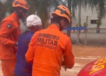 Funcionário é atingido com barra de ferro na cabeça após briga com patrão