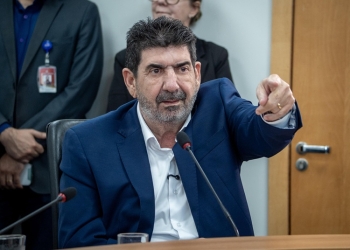 Dr. João afirma que não é preciso “reinventar a roda” e cobra revisão da demissão de profissionais do Samu