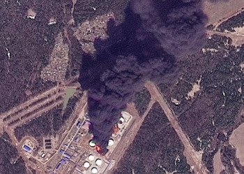 Drones ucranianos atingem instalações petrolíferas russas
