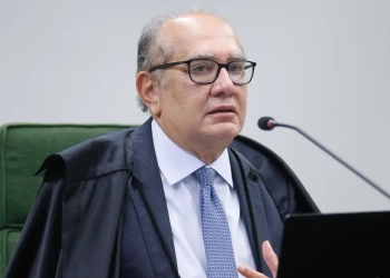 Gilmar: CPI comete “erro histórico” ao pedir indiGilmar: CPI comete “erro histórico” ao pedir indiciamento de ministrosciamento de ministros