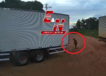 Idosa de 104 anos morre após ser atropelada por caminhão em Várzea Grande