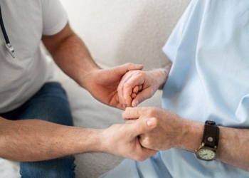 Parkinson: Brasil pode dobrar número de casos até 2060 e sinais “silenciosos” surgem até uma década antes