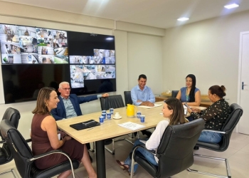 Secretária e vereador se reúnem para discutir avanços estratégicos na saúde