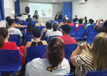 Seduc alinha ações do programa de fortalecimento pedagógico em reuniões com gestores da rede