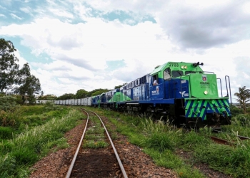 Safra recorde pressiona logística e expõe falta de ferrovias no escoamento do agronegócio