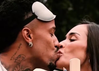 Tainá Militão revela sexo do bebê em vídeo emocionante ao lado de Militão: ‘Vem ver!’