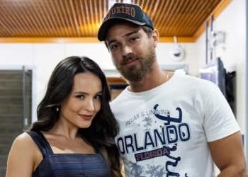 Larissa Manoela celebra estreia de André Luiz em novela com declaração apaixonada