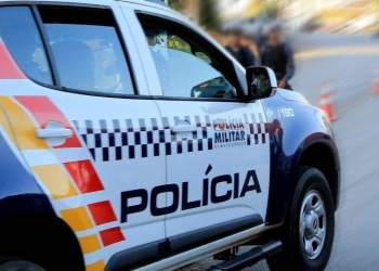 Suspeito de ameaçar atear fogo na casa da ex-esposa com filhos dentro é preso pela PM