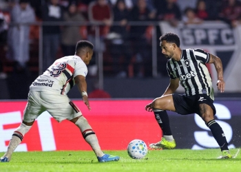 São Paulo sai na frente, cede empate ao Botafogo no fim e amplia jejum no Brasileirão