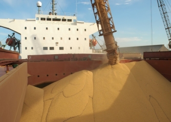 Exportações crescem 9,9% e superávit no ano chega a R$ 152 bilhões