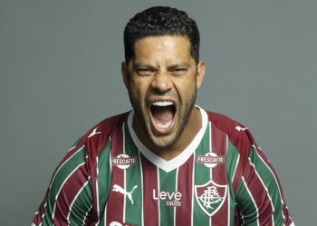 Fluminense confirma chegada de Hulk, que assina até 2027 