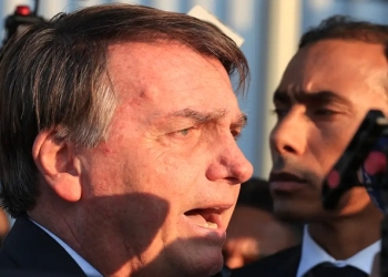 Bolsonaro tem alta hospitalar após passar por cirurgia no ombro