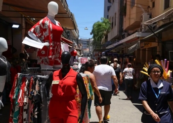 Novo Desenrola: juros altos pressionam endividamento das famílias