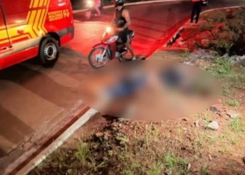 Motociclista sem CNH morre após perder controle e bater em obra na pista