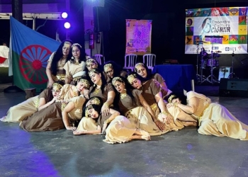 Recursos de edital da Secel viabilizam primeiro grupo de teatro com elenco 100% cigano no Brasil
