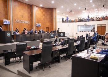 AL aprova projeto de lei do Governo para diminuir custo do diesel e manter congelamento do Fethab