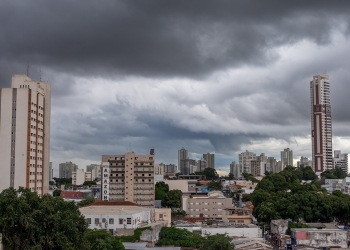 Prefeitura prepara ação para atender população vulnerável durante frente fria em Cuiabá
