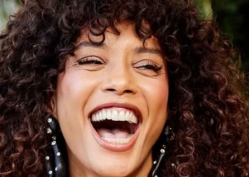Thaís Araújo se diverte ao tentar entender gírias da Geração Z nas redes sociais