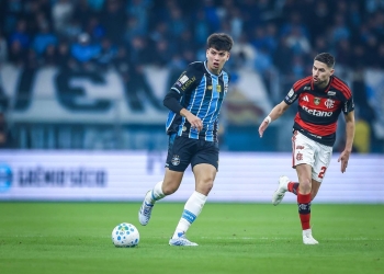 Flamengo vence o Grêmio fora de casa e segue firme no Brasileirão