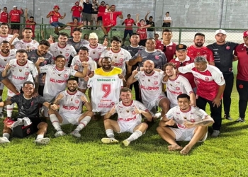 União vence o Operário-VG em pleno Dito Souza e dorme na zona de classificação ao mata-mata