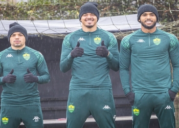 Cuiabá treina no CT do Figueirense e encerra preparação para visitar o Avaí na Ressacada