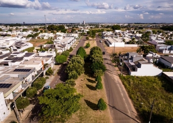 Investimento de R$ 1,9 bilhão do Governo garante 1,4 mil casas, colégios integrados e asfalto novo em Sinop