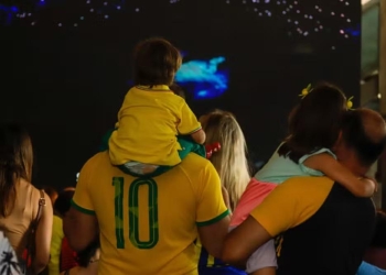 Saiba o que bares não podem cobrar e como se proteger de golpes antes do jogo