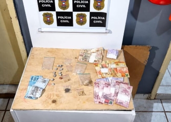 Mulher é presa com porções de crack durante ação da Polícia Civil em Canarana