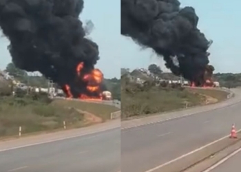 Motorista morre e carreta explode durante acidente entre três veículos na BR-070